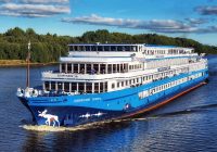 Круизы на Коневец из Петербурга включают заход на Валаам